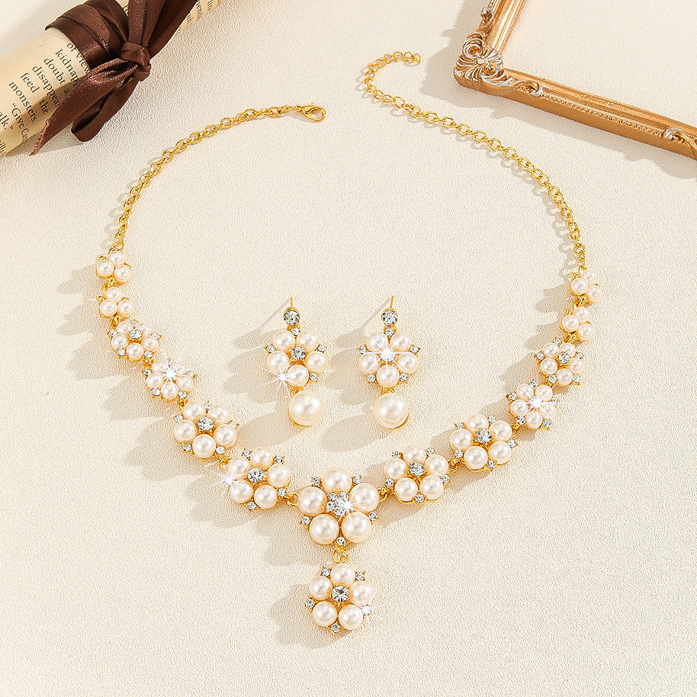 3 PCs Vintage Luxury Short Artificial Pearl Rhinestone Alloy Clavicle
